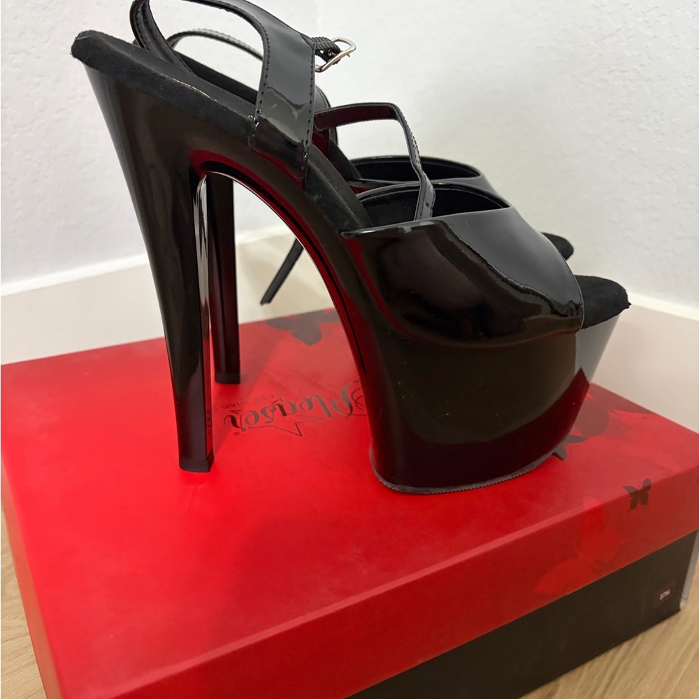 Pleaser Black Patent Platform Slingback Sandals - Picture 2 of 5